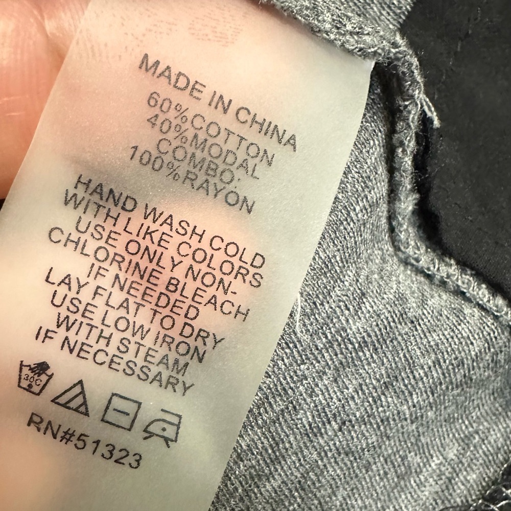 Vince Camuto Boxy Gray and Black Cap Sleeve Blouse Size L - Picture 10 of 11